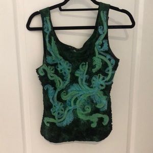 Mezon dark green shell top